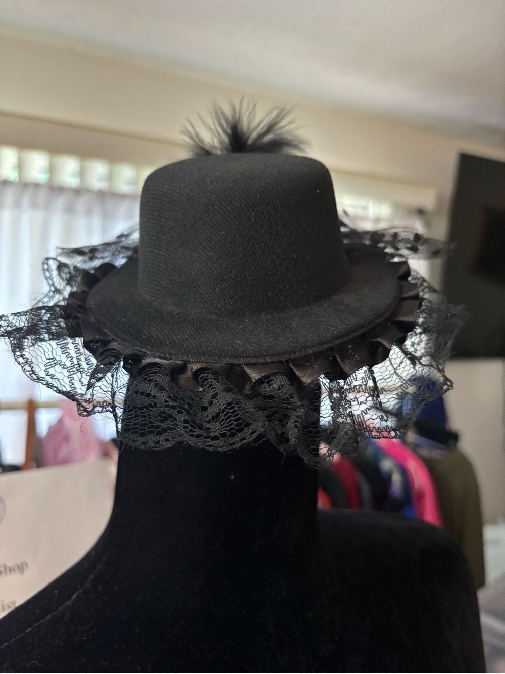 Black Lace Trim Wool Felt Fascinator with Feather Accent
